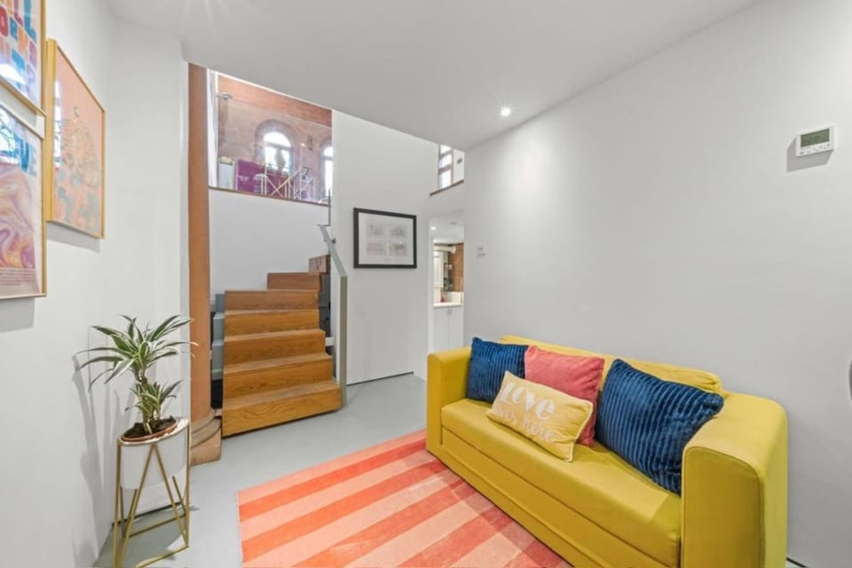 Unique 1 Bedroom Near West End Apartment in Glasgow