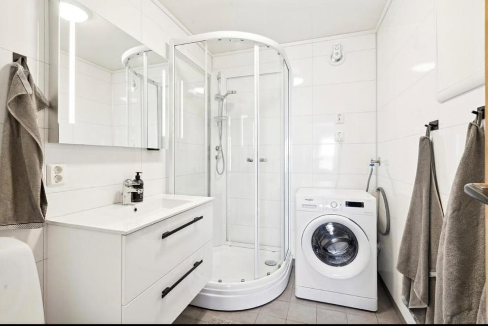 Lyngenalps view House in Lapland