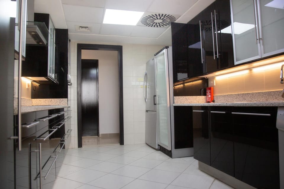 Spacious 1 bedroom Apartment with Breathtaking Pool and Beach Views Apartment in Ras al Khaimah