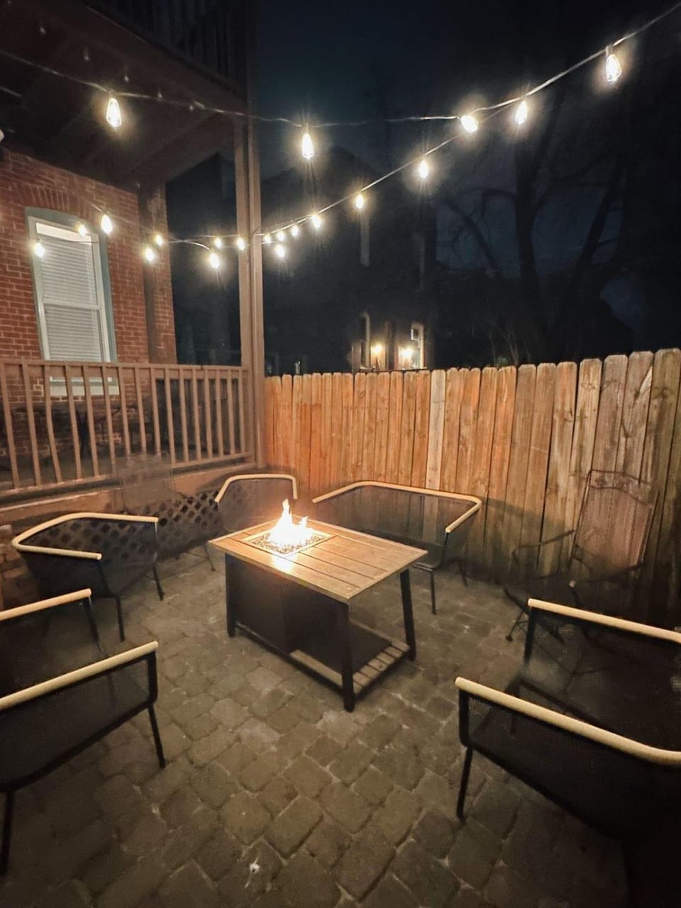 The Gathering Spot Downtown St. Louis by StayLage House in Saint Louis