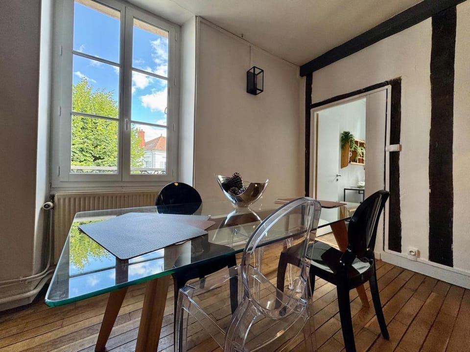 Confort - Close to Parc du Château - 4 people Apartment in Fontainebleau