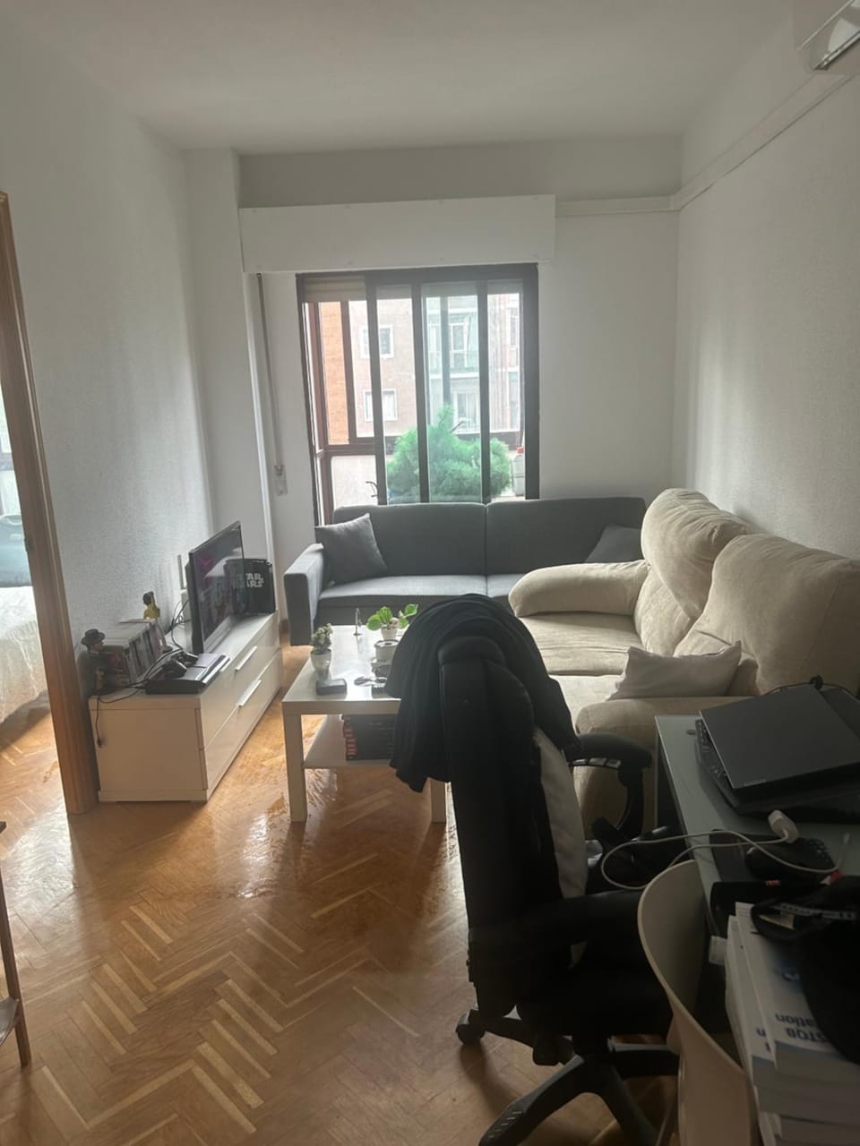 Communal lounge/ TV room, TV and multimedia, Living room