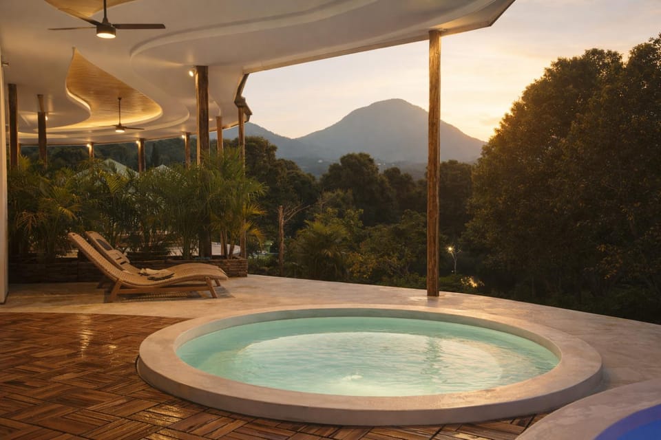 Mountain view, Swimming pool
