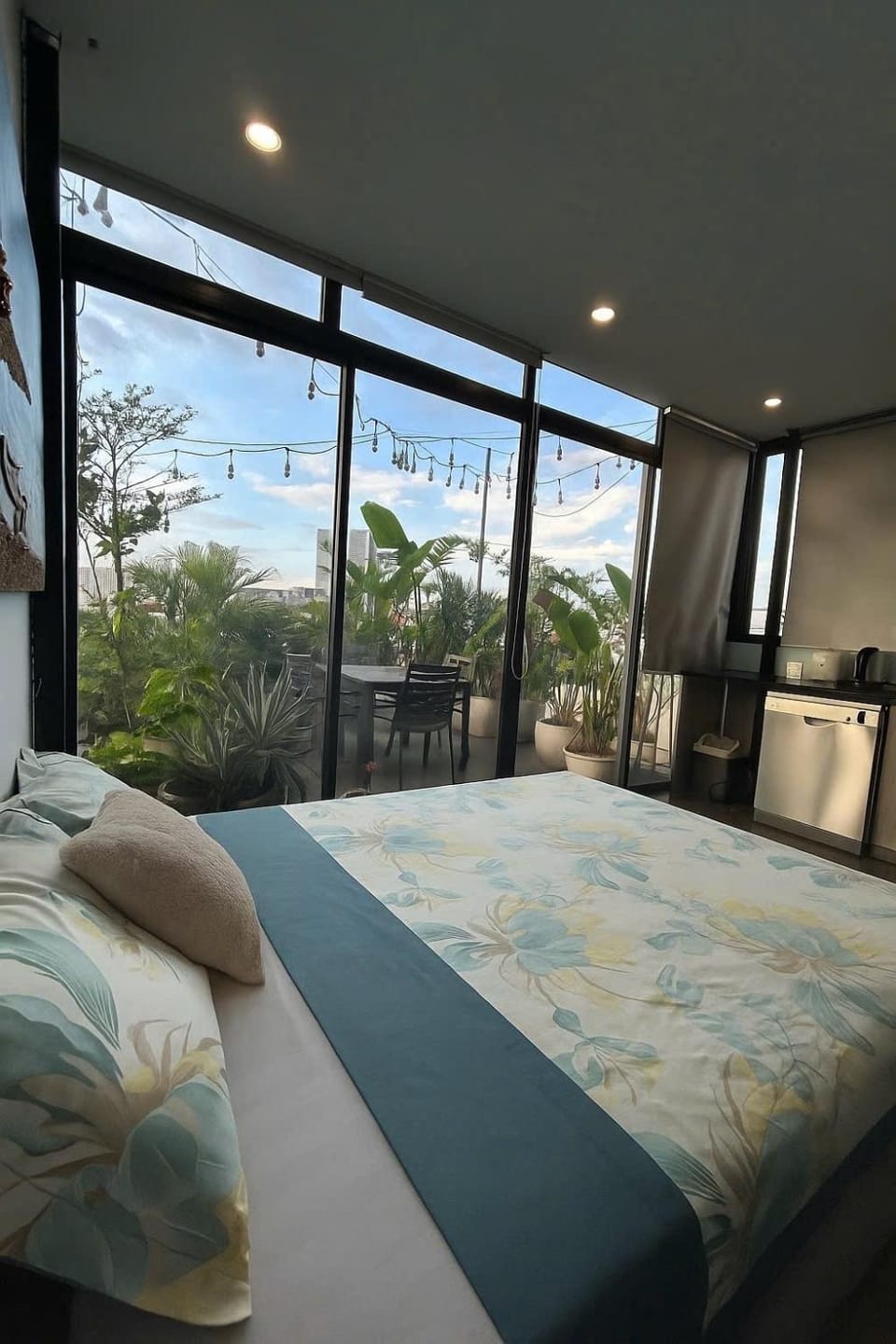 29 Homestay Cầu Giấy Love hotel in Hanoi