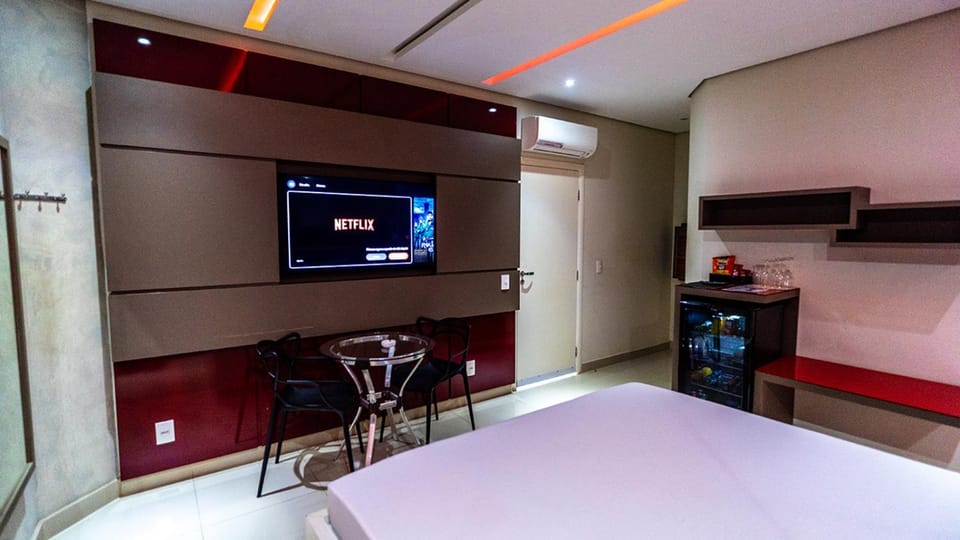 Bed, TV and multimedia