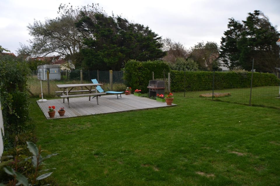 Garden, Balcony/Terrace