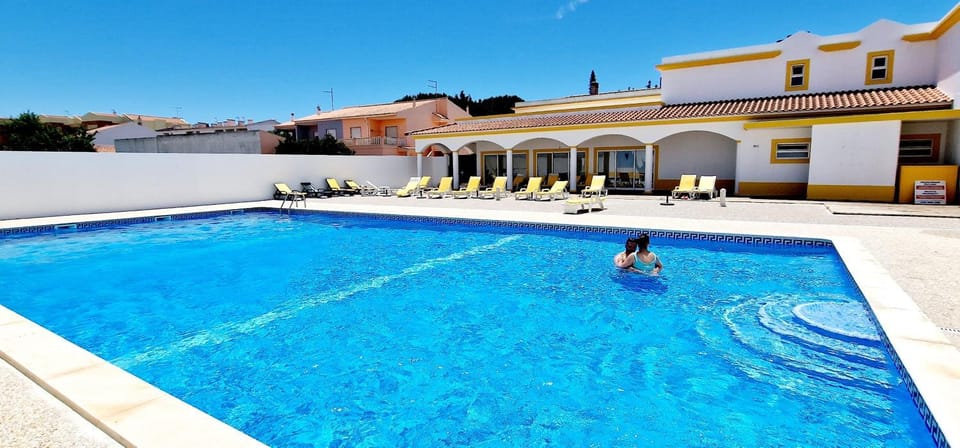 Day, Pool view, Swimming pool, sunbed