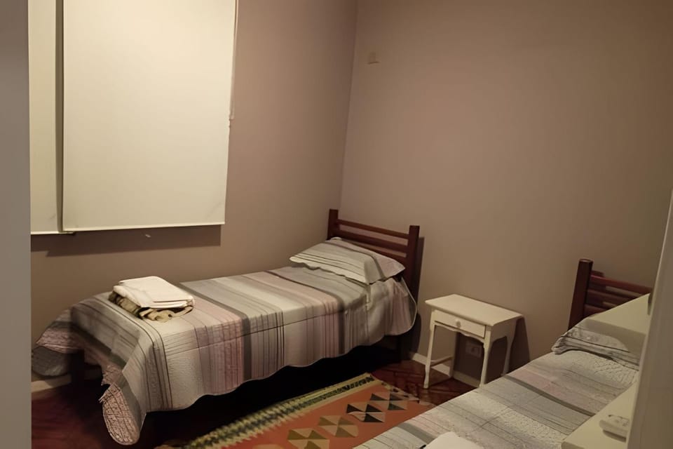 Ap Copa c/ garagem e Academia perto metrô e praia Apartment in Rio de Janeiro