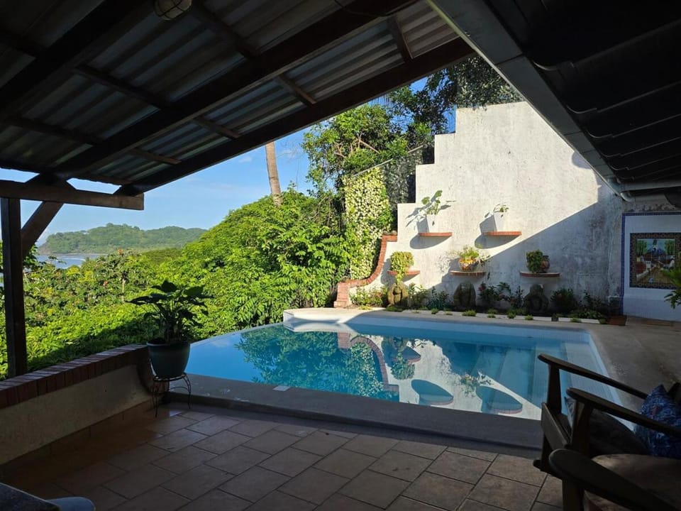 Tico Tiki Vacation Villa - Epic View & Pool, 5 Minute walk to beach! Villa in Samara