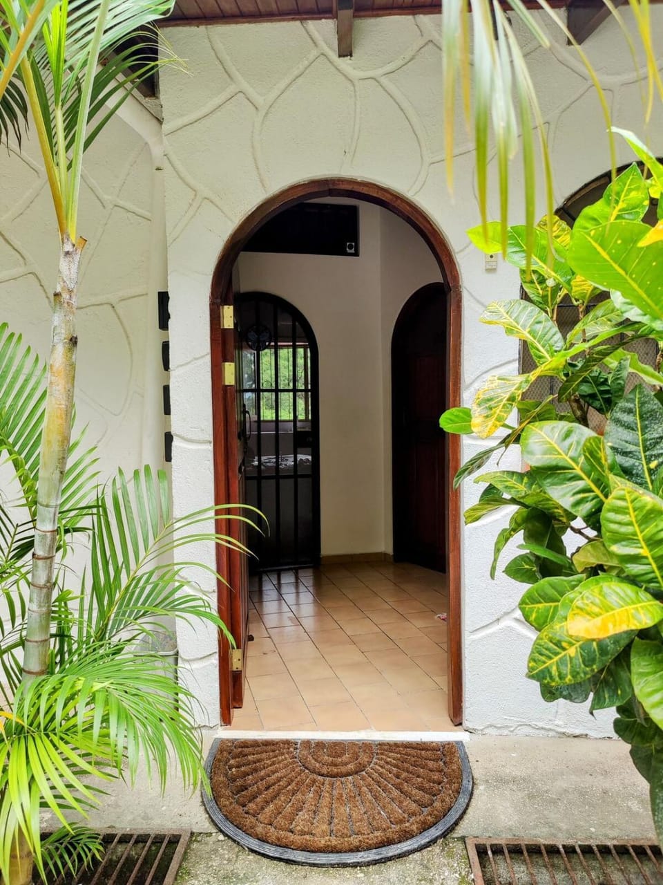 Tico Tiki Vacation Villa - Epic View & Pool, 5 Minute walk to beach! Villa in Samara
