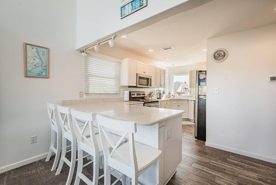 Lowe Tide - Corolla, Ocean Sands, 130 Yards to Beach, Pool, Hot Tub, Pets OK House in Corolla