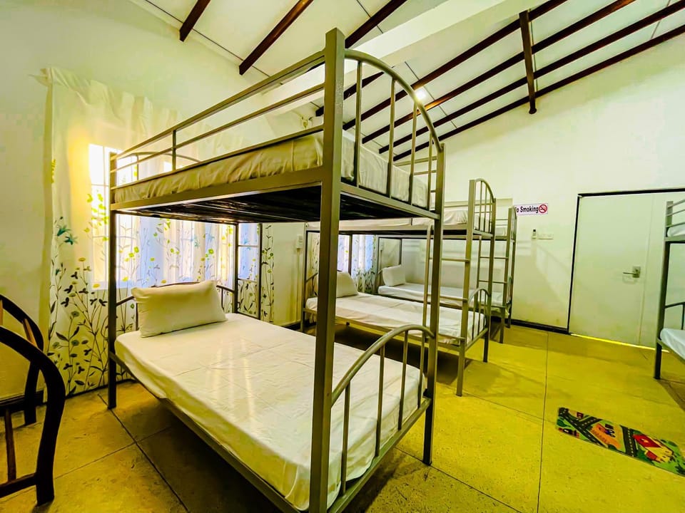 Bed, Bedroom, bunk bed