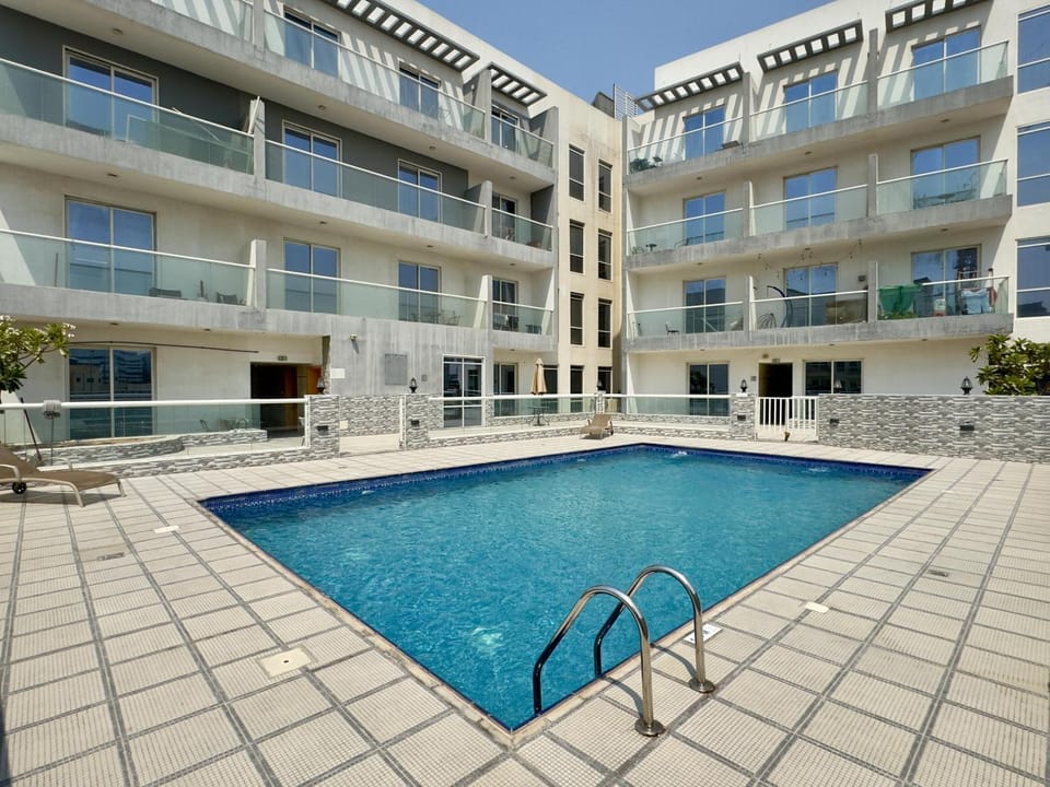 Property building, Swimming pool
