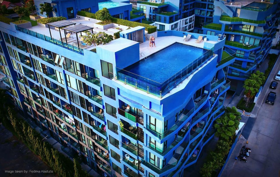 Property building, On site, Swimming pool, Family