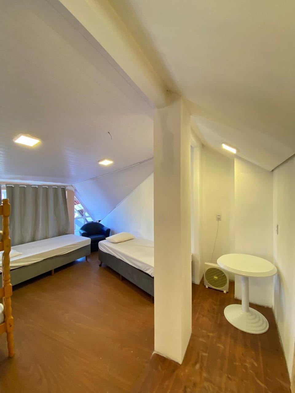 Quarto Politecnico Pousada Jd Botanico Hostel in Curitiba