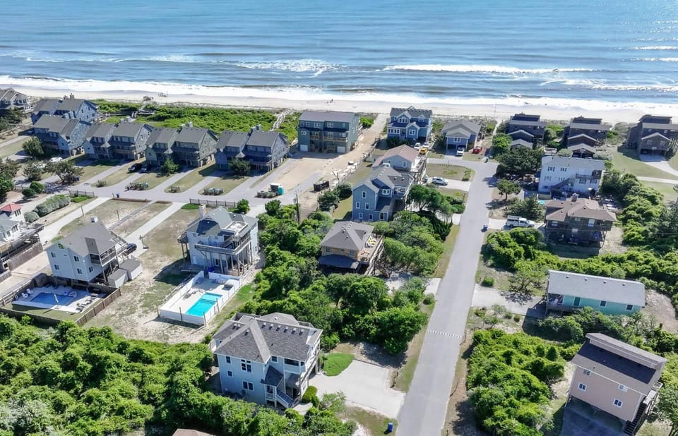 Make Way For Ducklings - Wild Duck Dunes, Ocean Views, 160 Yds to Beach, Saltwater Pool, Flex Stays House in Duck