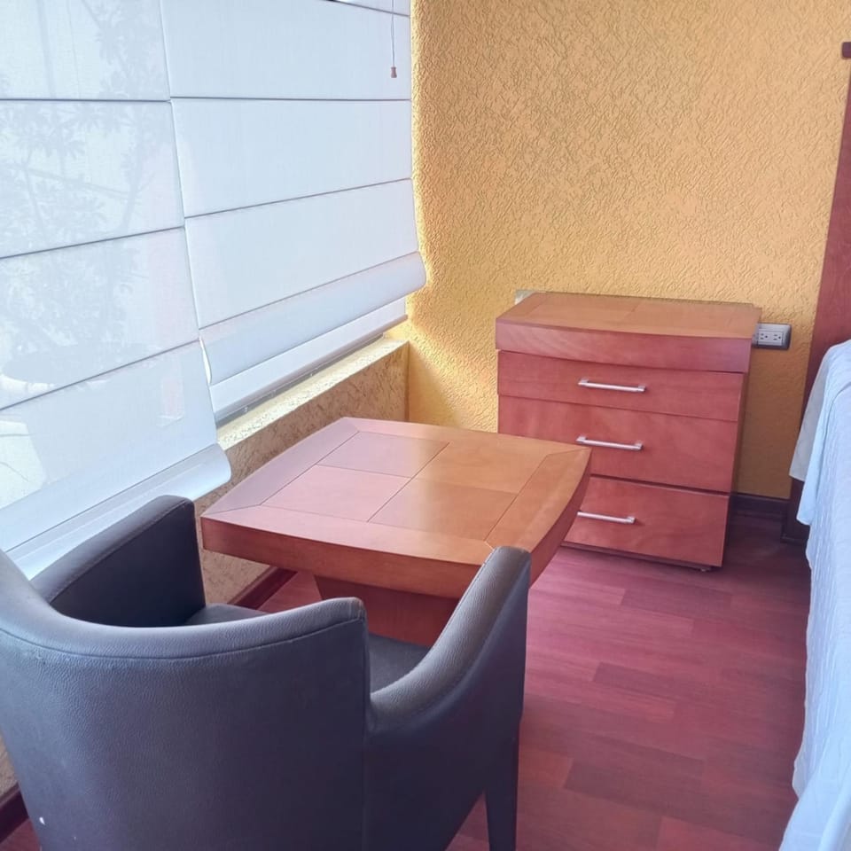 Decorative detail, Seating area, furniture