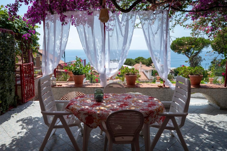 Patio, Garden, View (from property/room), Balcony/Terrace, Dining area, Garden view, Breakfast