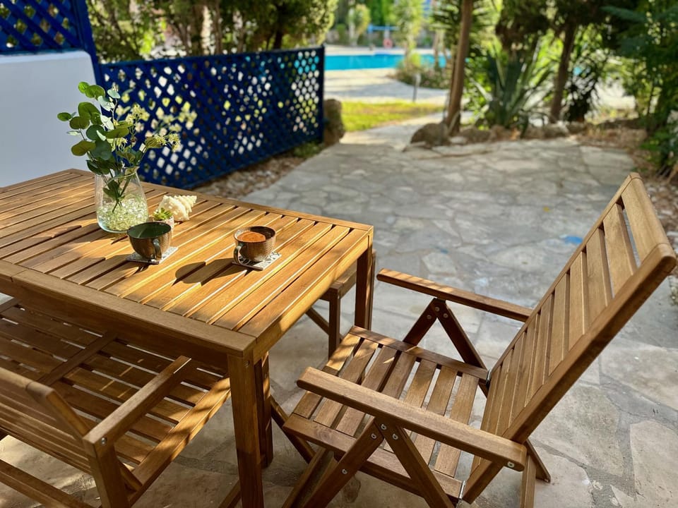 Patio, Garden view, Pool view