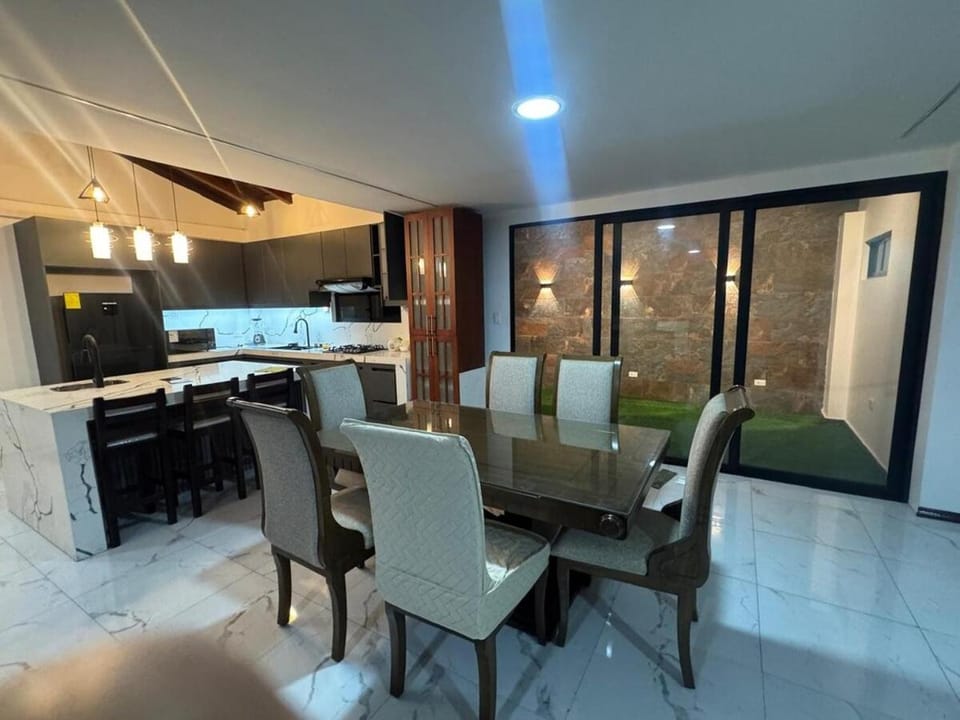 Casa blanca House in Loja
