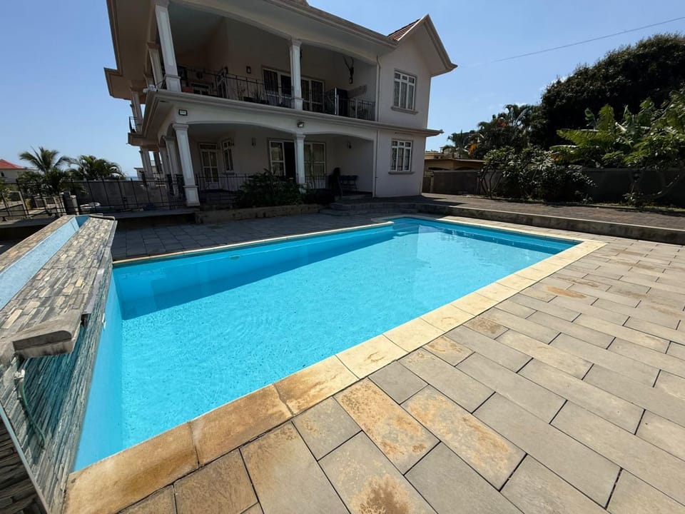 Garden, Swimming pool
