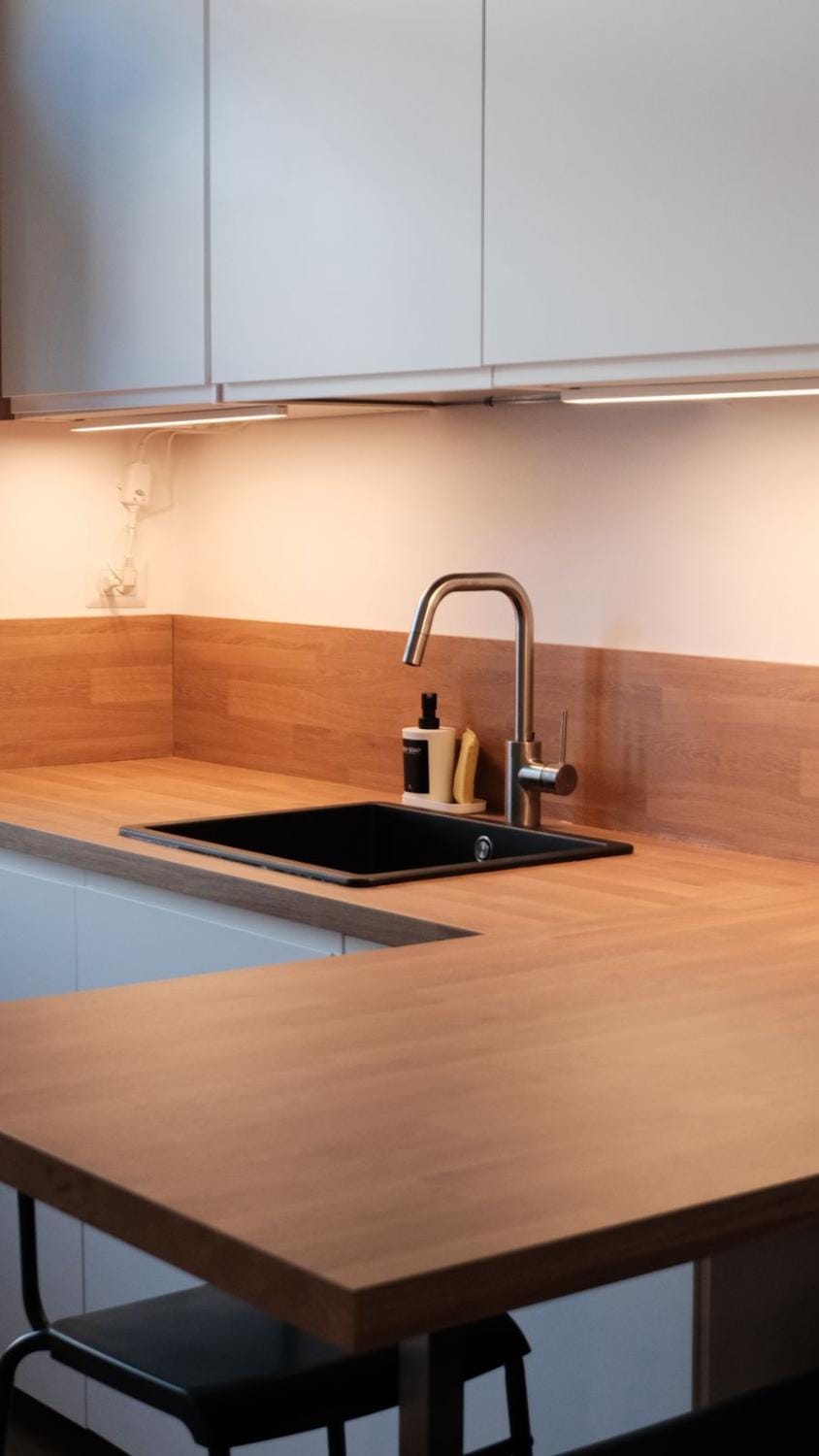 Kitchen or kitchenette