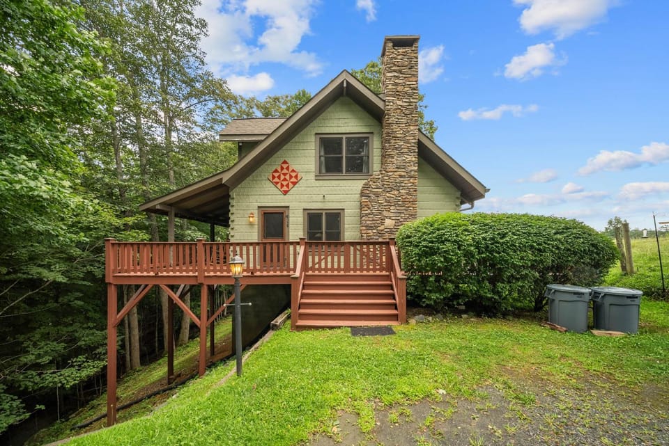 Cool Breeze House in Watauga