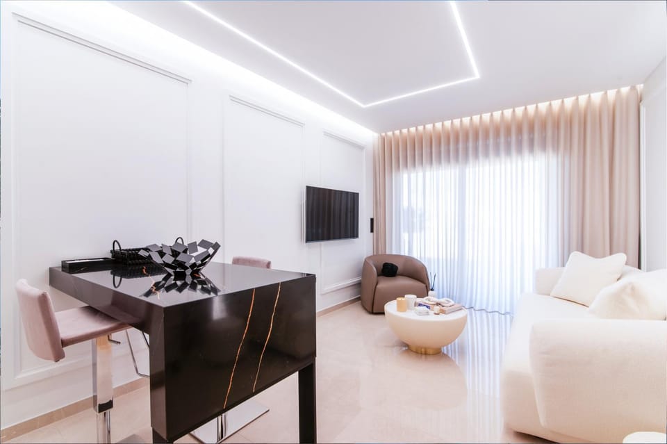 TV and multimedia, Living room, Seating area