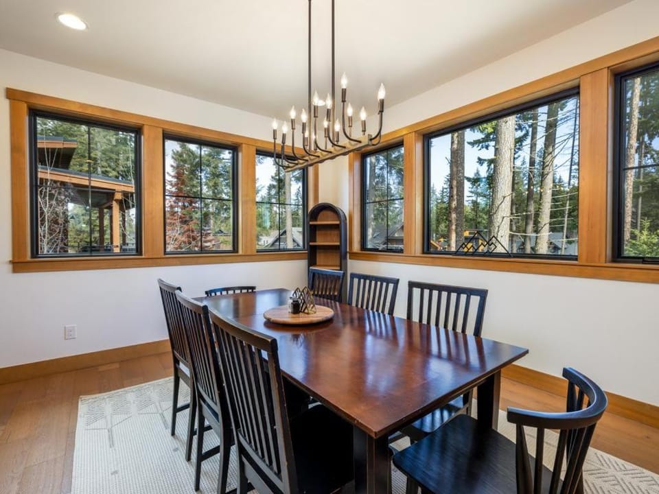 Family Friendly w/ Suncadia Pool Access House in Kittitas County