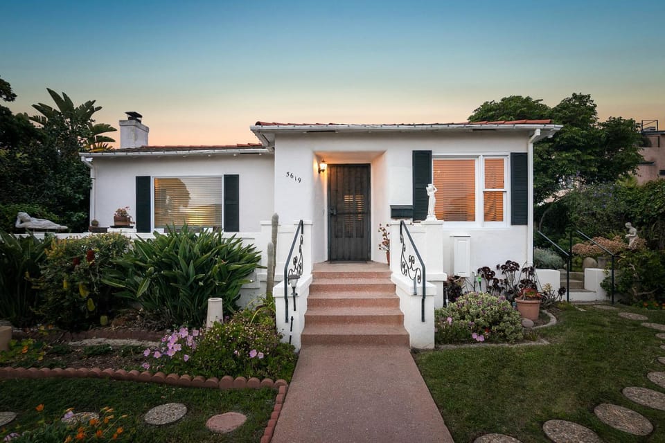 Facade/entrance, Garden, Garden view