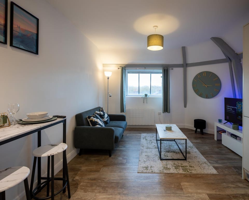 Stylish, Spacious 1 Bedroom Apartment, central Apartment in Bristol