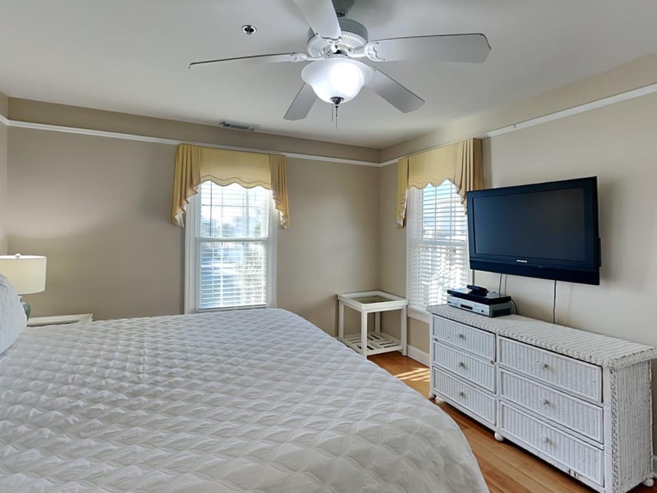 Pelican Point Condos by Tybee Vacation Rentals Apartment in Tybee Island
