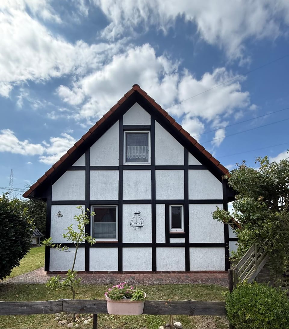 Ruhiges Elbhäuschen nahe Hamburg House in Lower Saxony, Germany