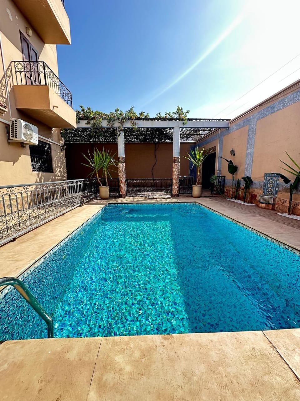 Swimming pool