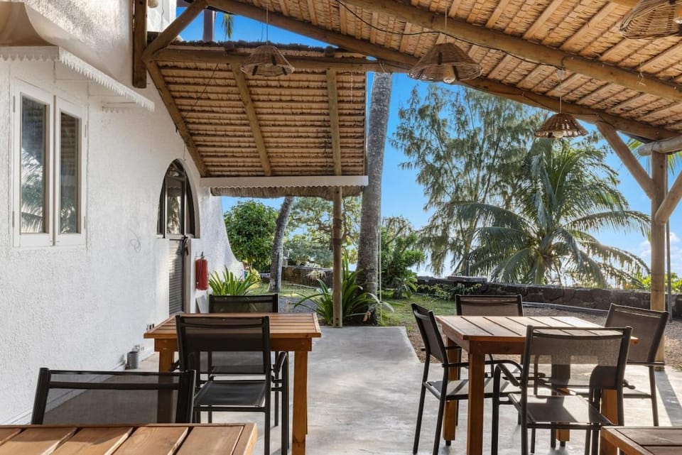 Grand Sahāna 8 - 2BR Beachfront Apartment with Balcony Terrace - Work from Paradise - Digital Nomad Apartment in Trou-aux-Biches