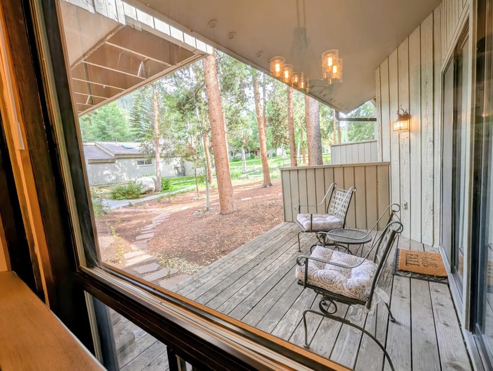 Flying Dutchman 1104 by SummitCove Lodging House in Keystone