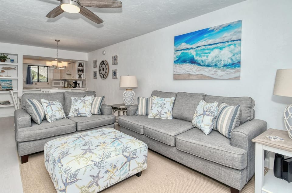 Bougie Bay House in Bradenton Beach