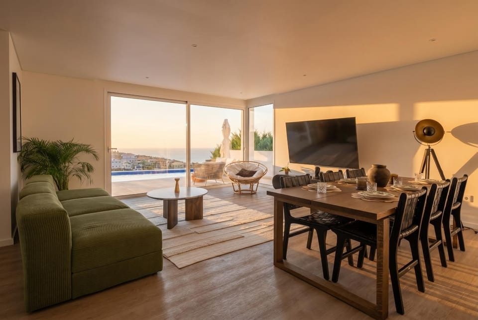 Sunny Ocean View Villa - Calma Villa in Madeira District