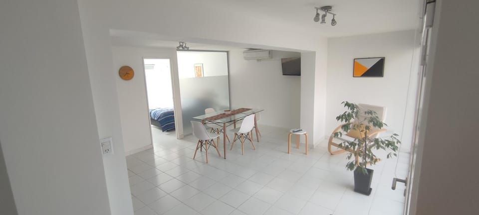 TV and multimedia, Dining area