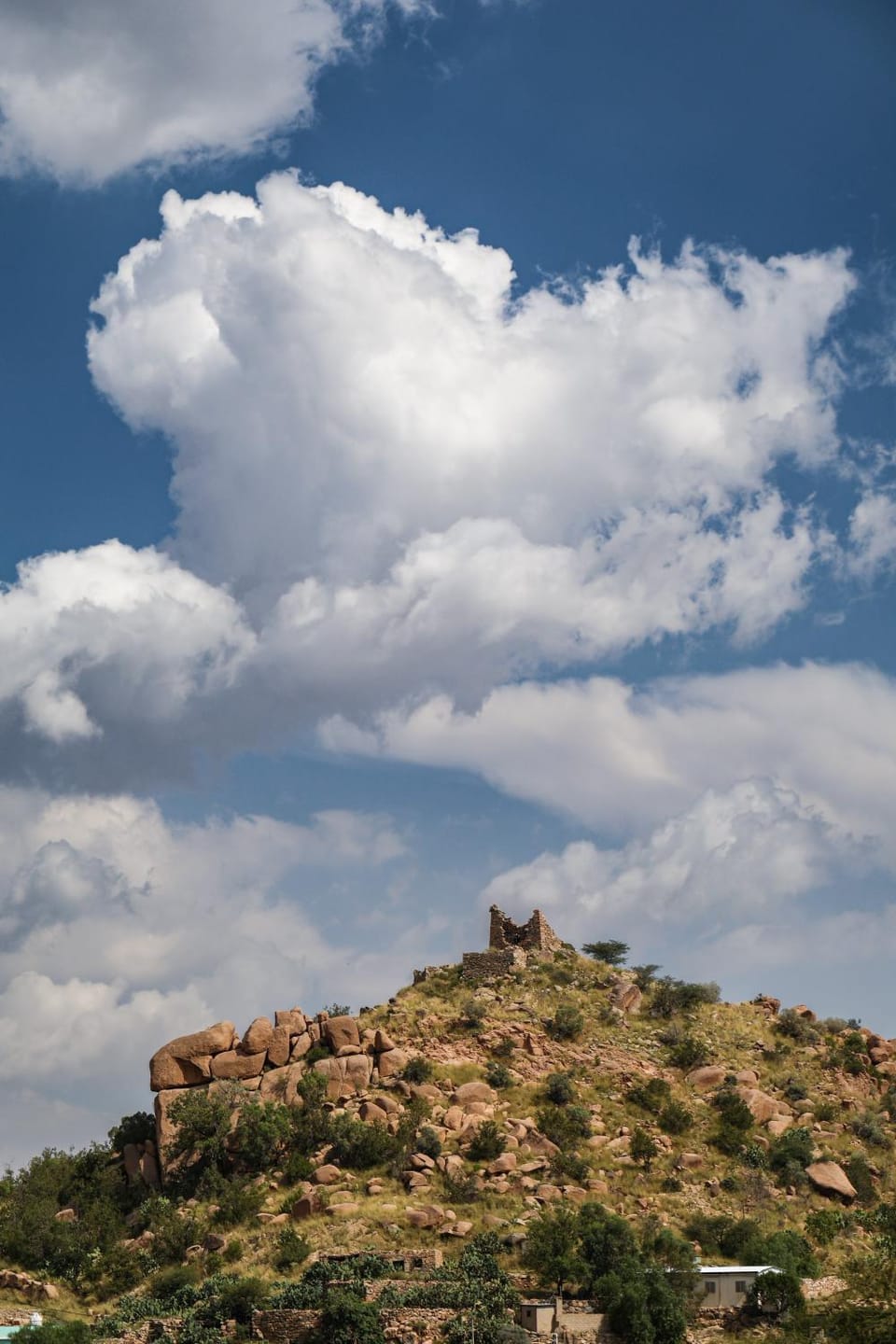 Nearby landmark, Natural landscape, Mountain view