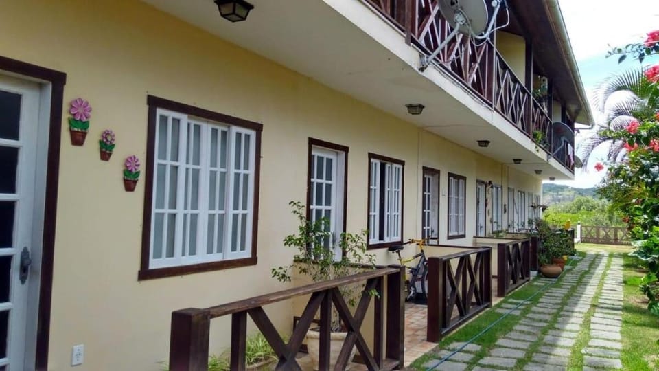 Casa em condomínio tranquilo com piscina e sauna House in Cabo Frio
