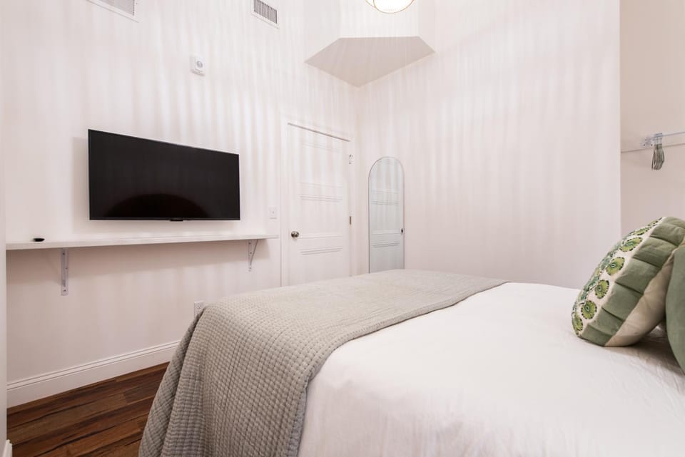 Hollyhock Suite 507 Apartment in Jefferson County