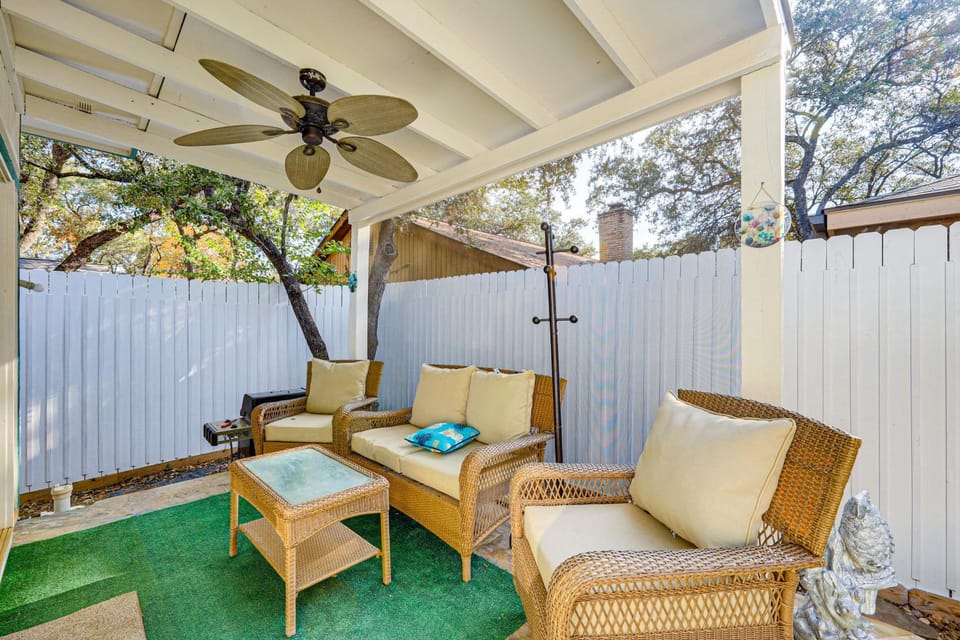 Private Yard w/ Pool: Quiet Getaway in San Antonio House in San Antonio