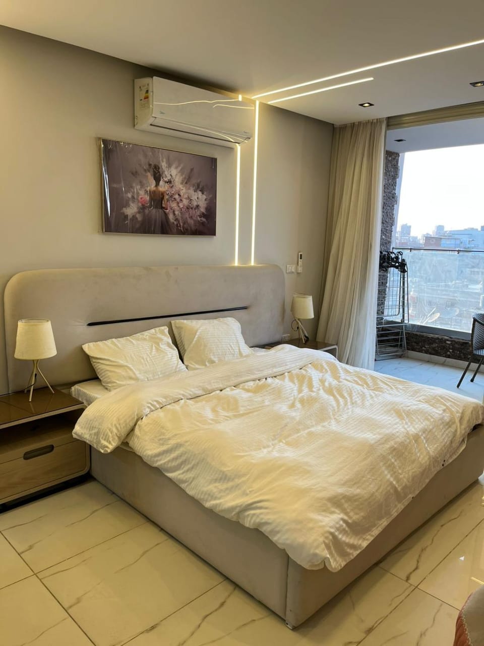 Bed, Photo of the whole room, Bedroom
