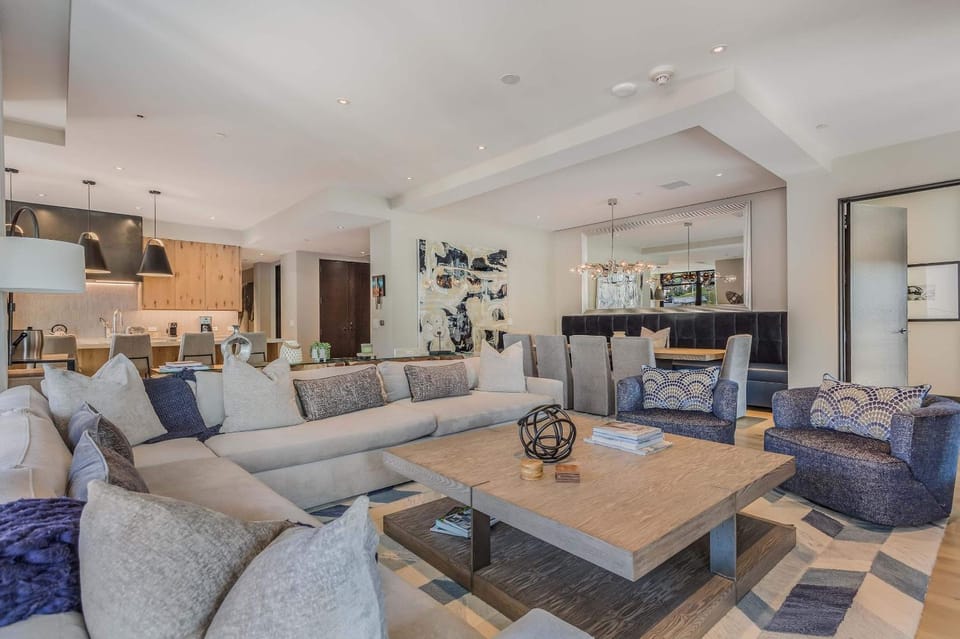 One Snowmass East 704 by Snowmass Mountain Lodging Apartment in Snowmass Village