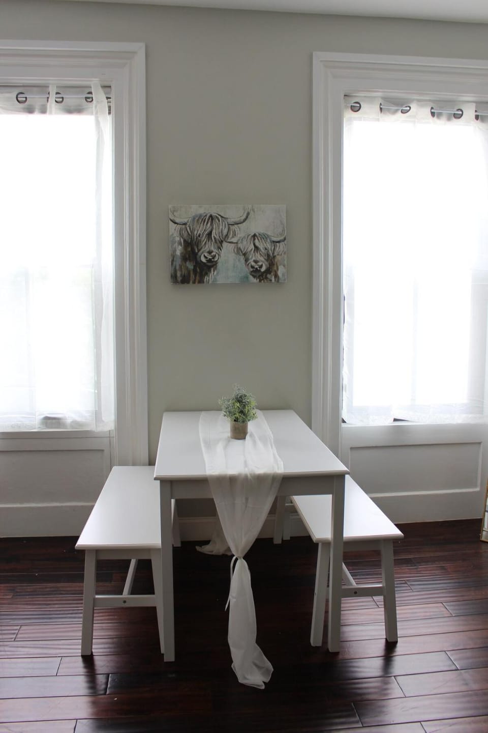 CHIC, Renovated Brownstone in PRIME DT Albany Apartment in Albany