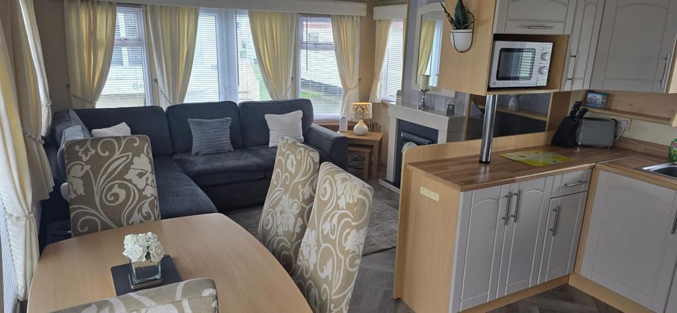 Pcj caravan hire Campground/ 
RV Resort in Towyn