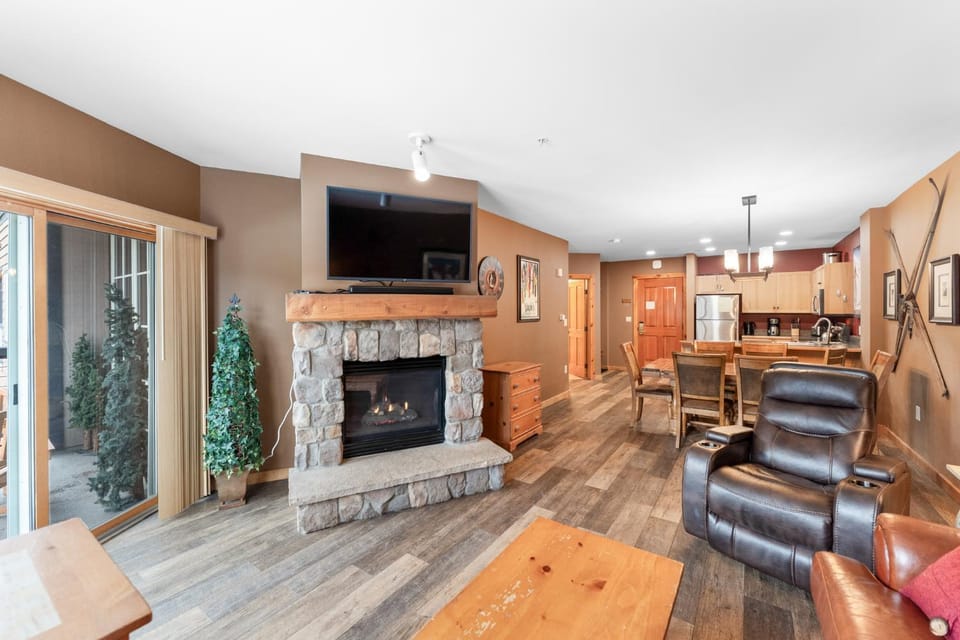 Dakota Lodge #8497: 2 125 Apartment in Keystone