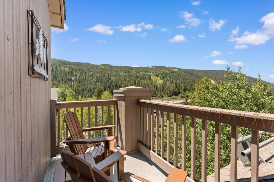 Day, Summer, Balcony/Terrace, Mountain view