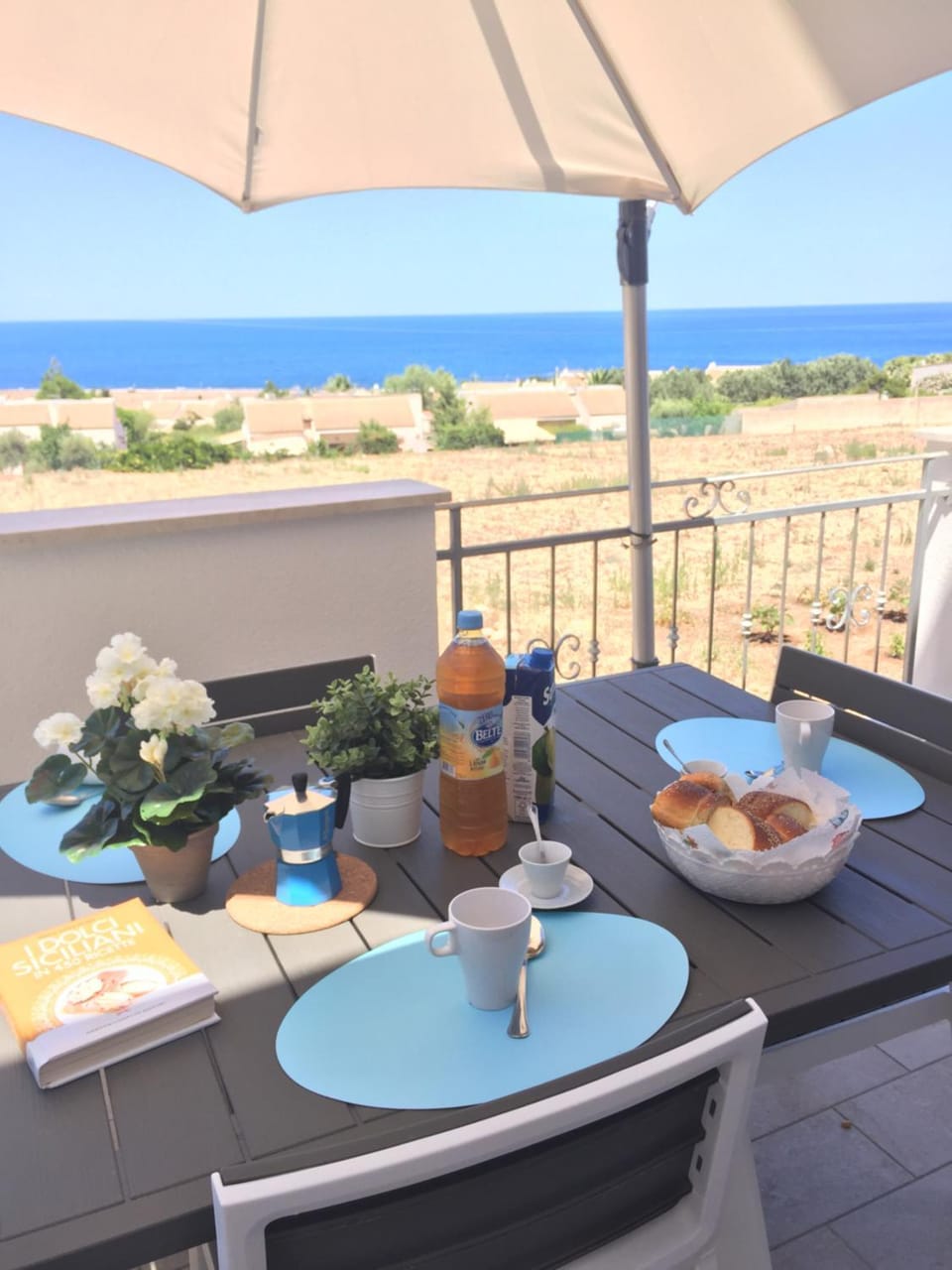 Balcony/Terrace, Italian breakfast